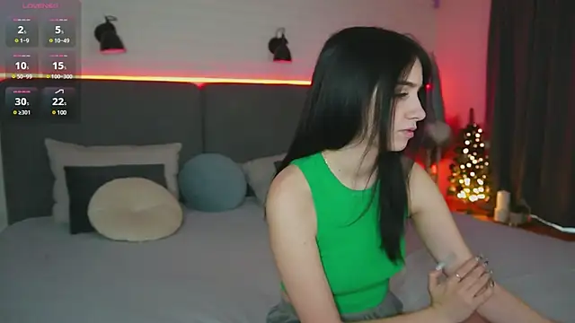 Dina Foxxx online show from January 15, 2025, 6:54 am