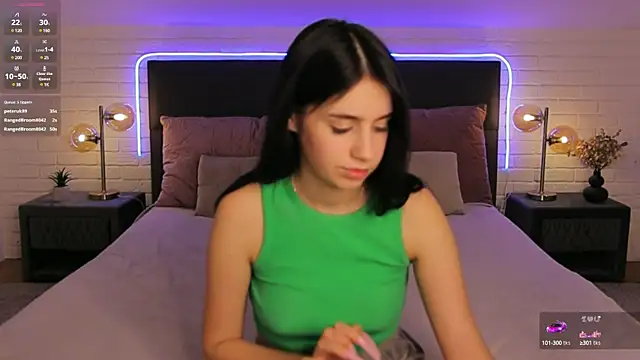 Dina Foxxx online show from January 30, 2025, 4:13 pm