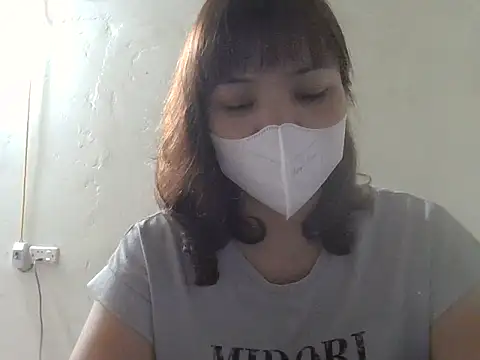 Angela-Eira online show from April 3, 2026, 11:55 pm