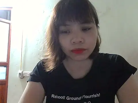 Angela-Eira online show from October 2, 2025, 10:35 pm