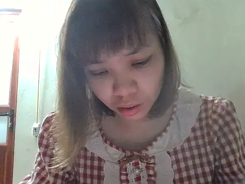 Angela-Eira online show from November 21, 2025, 8:52 pm