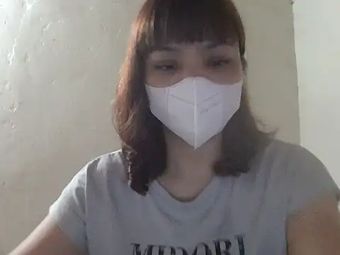 Angela-Eira online show from April 16, 2026, 9:04 pm