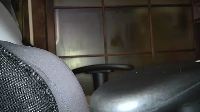 hidenyan02 online show from December 12, 2024, 5:26 pm