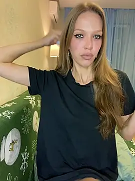 KateMariett online show from July 17, 2026, 9:34 pm