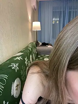 KateMariett online show from July 18, 2026, 9:34 pm