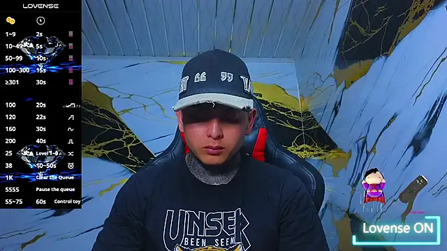 Snapshot of Kevin22_222 chatting on December 20, 2025, 12:02 am Kevin22 222 online show from December 20, 2025, 12:02 am