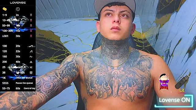 Snapshot of Kevin22_222 chatting on December 4, 2025, 4:55 am Kevin22 222 online show from December 4, 2025, 4:55 am