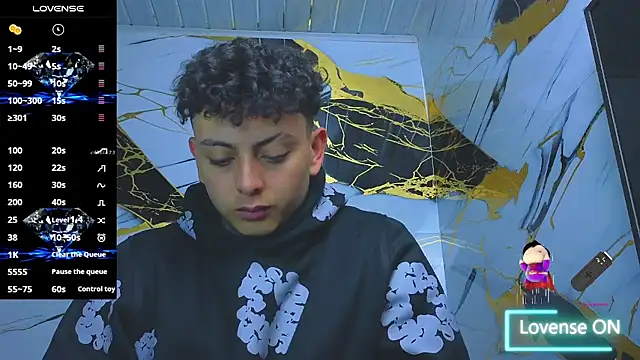 Snapshot of Kevin22_222 chatting on September 20, 2025, 5:12 am Kevin22 222 online show from September 20, 2025, 5:12 am