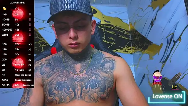 Snapshot of Kevin22_222 chatting on October 24, 2025, 3:38 am Kevin22 222 online show from October 24, 2025, 3:38 am