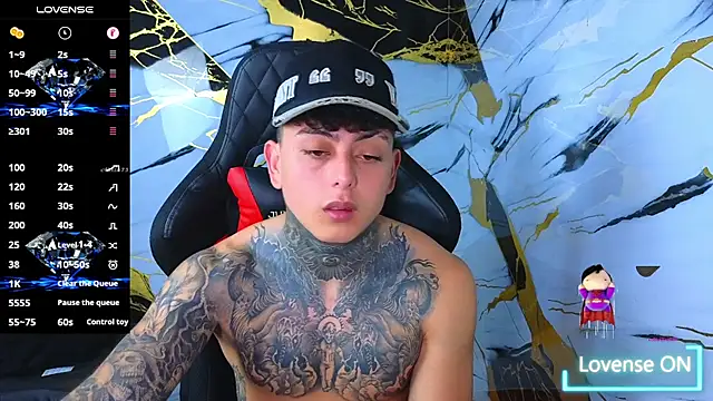 Snapshot of Kevin22_222 chatting on January 19, 2026, 5:11 am Kevin22 222 online show from January 19, 2026, 5:11 am