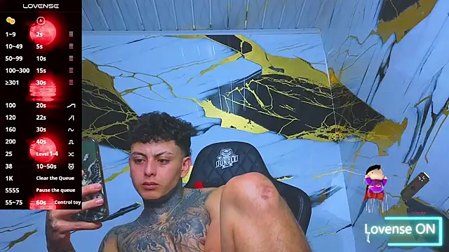 Snapshot of Kevin22_222 chatting on November 9, 2025, 3:10 am Kevin22 222 online show from November 9, 2025, 3:10 am