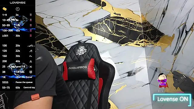 Snapshot of Kevin22_222 chatting on September 17, 2025, 6:15 am Kevin22 222 online show from September 17, 2025, 6:15 am