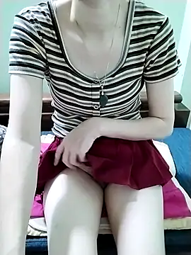 Snapshot of Luxcute286 chatting on June 20, 2026, 1:05 pm Luxcute286 online show from June 20, 2026, 1:05 pm