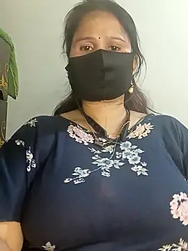 Snapshot of Tishani chatting on October 2, 2025, 8:23 pm Tishani online show from October 2, 2025, 8:23 pm