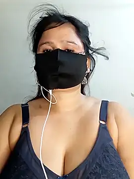 Snapshot of Tishani chatting on September 14, 2025, 6:14 am Tishani online show from September 14, 2025, 6:14 am