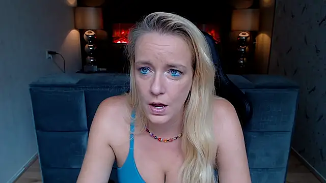 Wendysexyx online show from October 3, 2025, 9:55 am