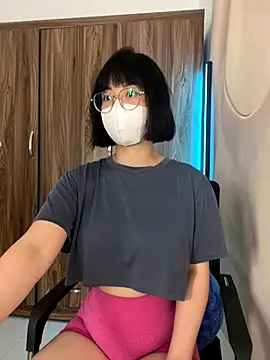 Baby Claraa online show from September 18, 2025, 7:33 am