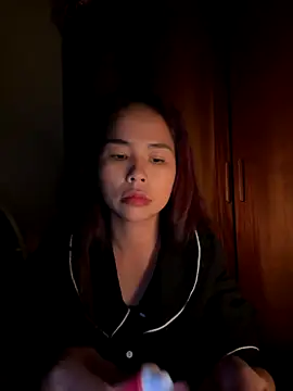 Samsam 567 online show from November 10, 2025, 4:23 pm