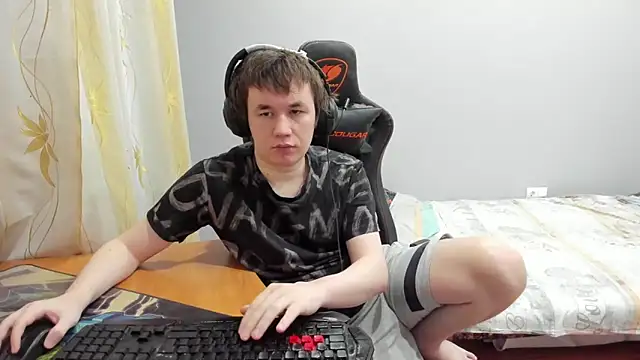 iliaskrislove online show from February 7, 2026, 11:57 pm