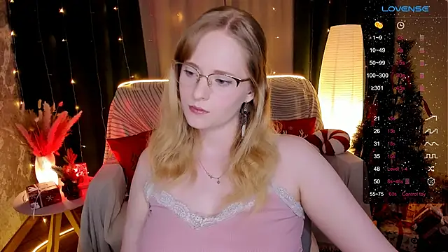 Aemilia  online show from December 16, 2025, 8:18 am