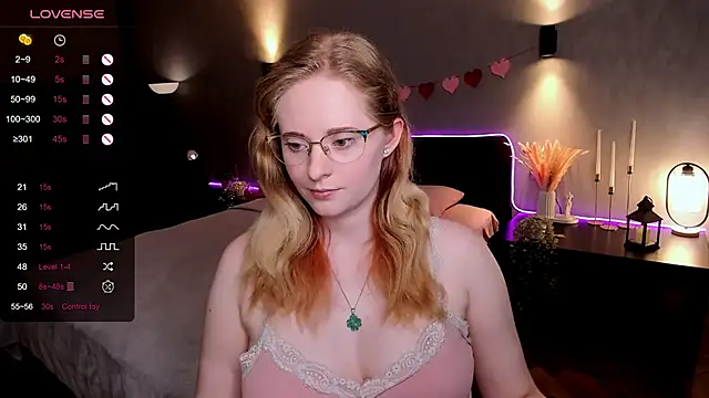 Snapshot of Aemilia_ chatting on June 12, 2026, 8:34 am Aemilia online show from June 12, 2026, 8:34 am