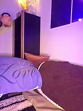 Snapshot of SpicyVicky chatting on March 5, 2026, 5:37 am SpicyVicky online show from March 5, 2026, 5:37 am