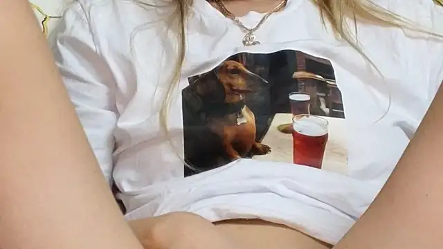 Snapshot of Strip-Lady chatting on December 1, 2025, 11:22 am Strip-Lady online show from December 1, 2025, 11:22 am