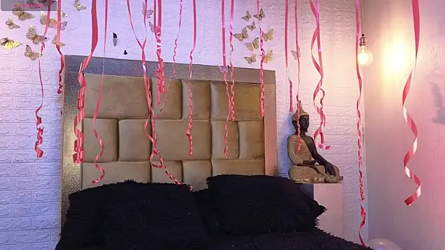 ximenawilliamss online show from November 14, 2025, 10:35 pm