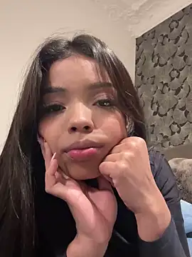Snapshot of ximenawilliamss chatting on March 11, 2025, 6:52 pm ximenawilliamss online show from March 11, 2025, 6:52 pm