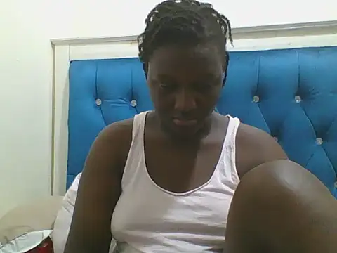 Snapshot of Heavy_ass chatting on November 12, 2025, 9:18 pm Heavy ass online show from November 12, 2025, 9:18 pm