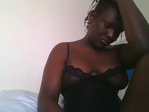 Snapshot of Heavy_ass chatting on September 13, 2025, 4:01 am Heavy ass online show from September 13, 2025, 4:01 am