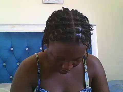 Snapshot of Heavy_ass chatting on November 16, 2025, 11:26 am Heavy ass online show from November 16, 2025, 11:26 am