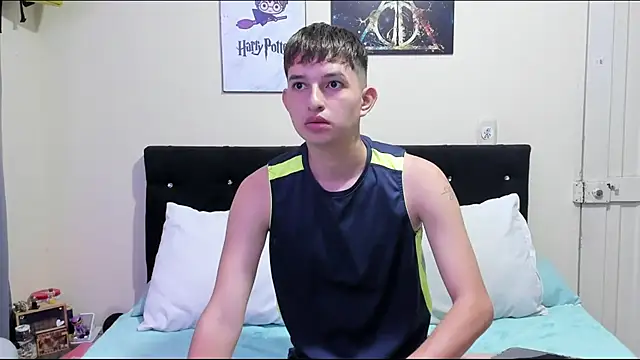 Snapshot of Hanz_peterss chatting on August 5, 2026, 5:07 pm Hanz peterss online show from August 5, 2026, 5:07 pm