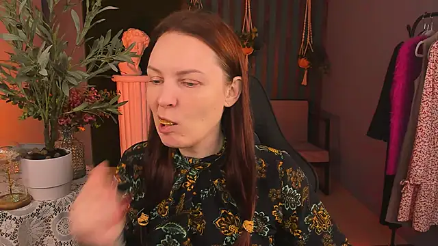 VandaRossi online show from November 22, 2025, 9:41 am