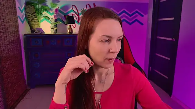 VandaRossi online show from November 24, 2025, 9:31 am