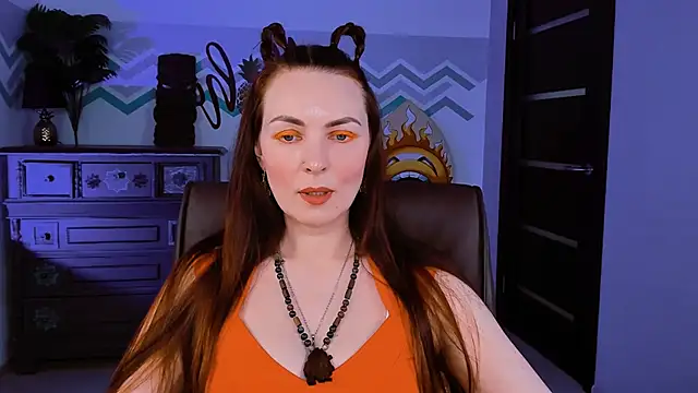 VandaRossi online show from March 13, 2025, 12:35 pm