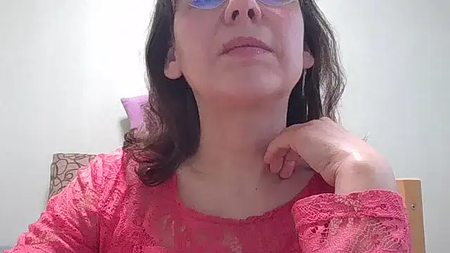 HollyJewel online show from February 12, 2026, 12:49 pm