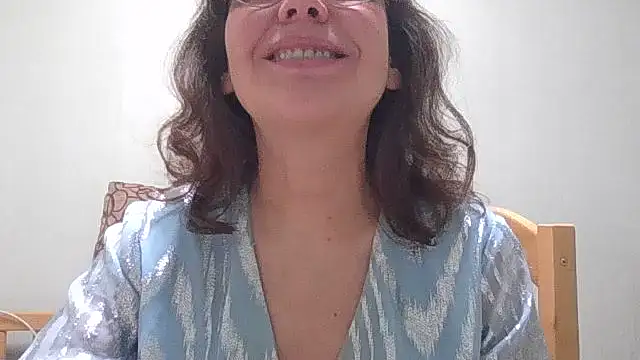 HollyJewel online show from March 5, 2026, 4:25 pm