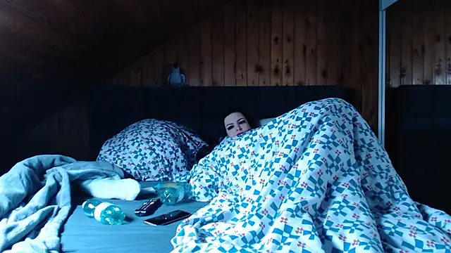 BoeseMoni1998 online show from October 4, 2025, 11:23 am