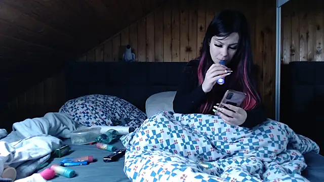 BoeseMoni1998 online show from October 16, 2025, 8:00 am