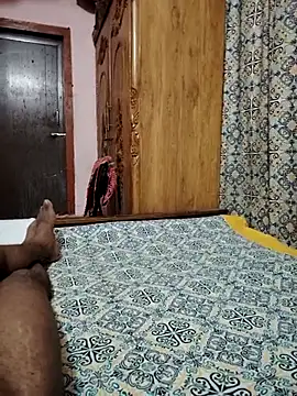 siam607022 online show from October 3, 2025, 3:02 pm