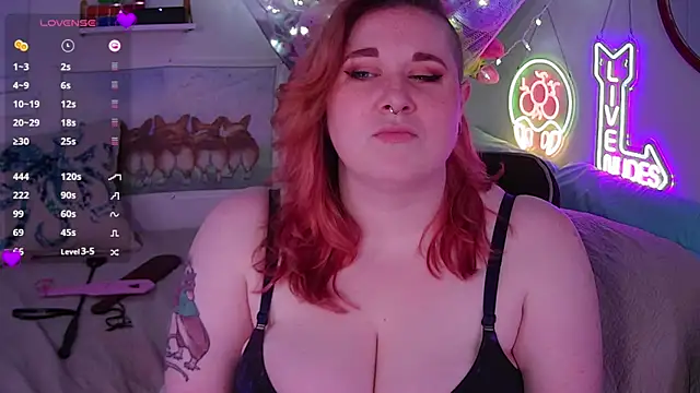 opalreigning online show from March 10, 2025, 8:50 am