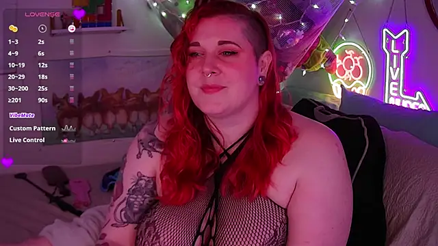 Snapshot of opalreigning chatting on January 9, 2026, 9:05 am opalreigning online show from January 9, 2026, 9:05 am