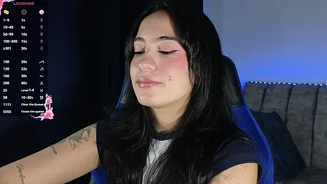 ZaraDames  online show from March 6, 2026, 4:29 am