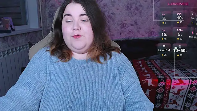 Estelle Hicks online show from November 8, 2025, 6:33 pm