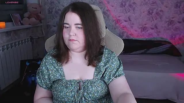 Snapshot of Estelle_Hicks chatting on May 29, 2026, 6:58 pm Estelle Hicks online show from May 29, 2026, 6:58 pm