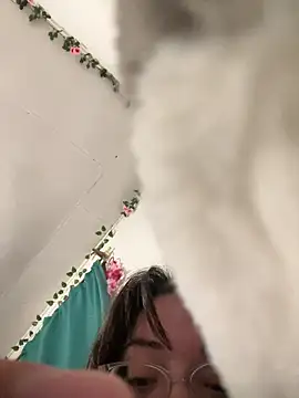 indiegirl666 online show from March 27, 2026, 3:48 am