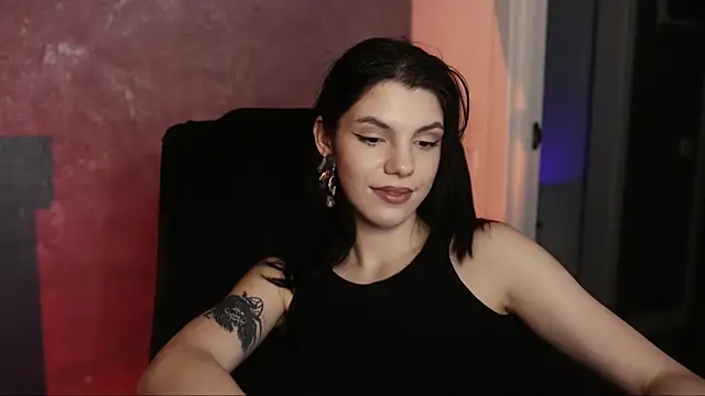 Snapshot of mistress__rochelle chatting on March 22, 2025, 1:43 am mistress rochelle online show from March 22, 2025, 1:43 am