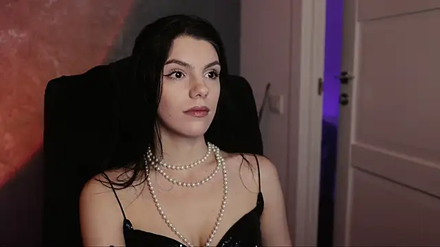 Snapshot of mistress__rochelle chatting on March 14, 2025, 11:00 pm mistress rochelle online show from March 14, 2025, 11:00 pm