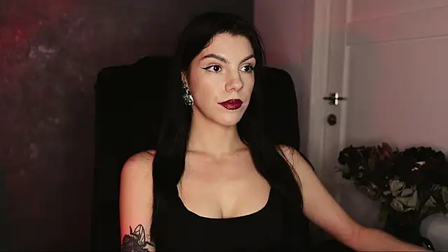Snapshot of mistress__rochelle chatting on October 3, 2025, 1:12 pm mistress rochelle online show from October 3, 2025, 1:12 pm